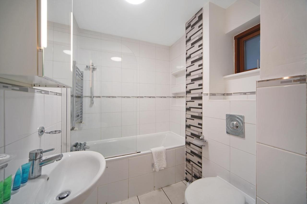 2 Bed Chic Apartment Near Shoreditch & Liverpool St Free Wifi & Parking By City Stay Aparts Londra Exterior foto